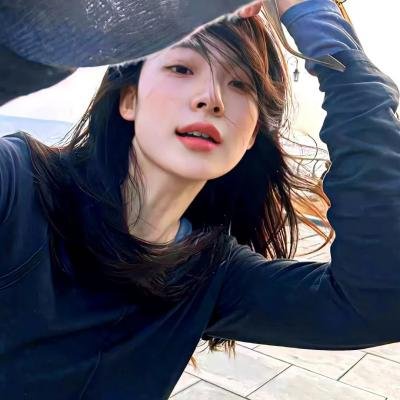 美女荒野逃亡 在线观看